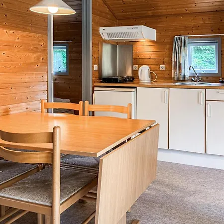 2 Bedroom Gorgeous In 펜션 *